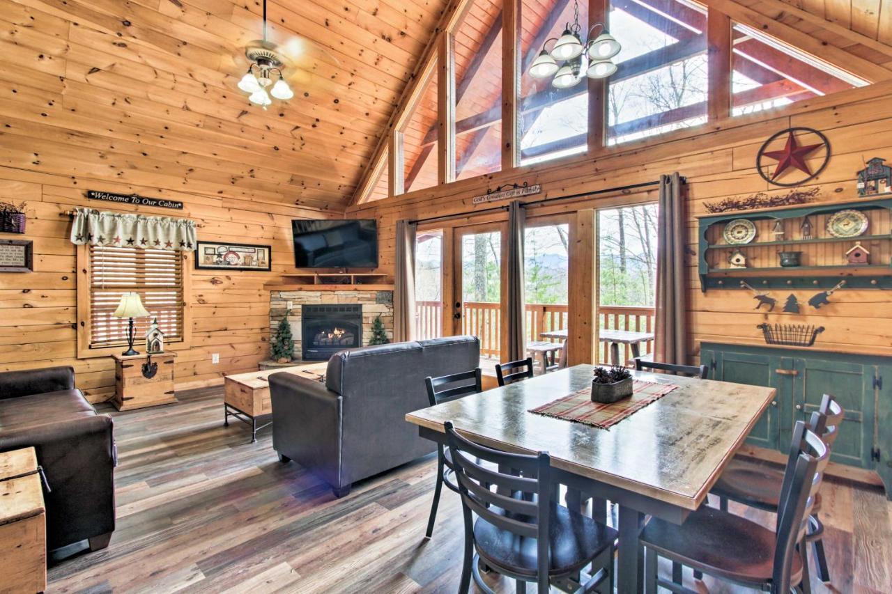 Gatlinburg Mountain Cabin With Grill And Pool Table! エクステリア 写真