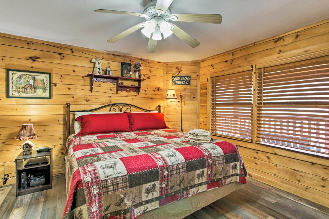 Gatlinburg Mountain Cabin With Grill And Pool Table! エクステリア 写真