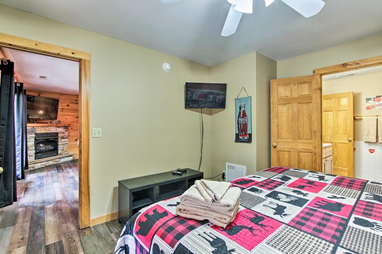 Gatlinburg Mountain Cabin With Grill And Pool Table! エクステリア 写真