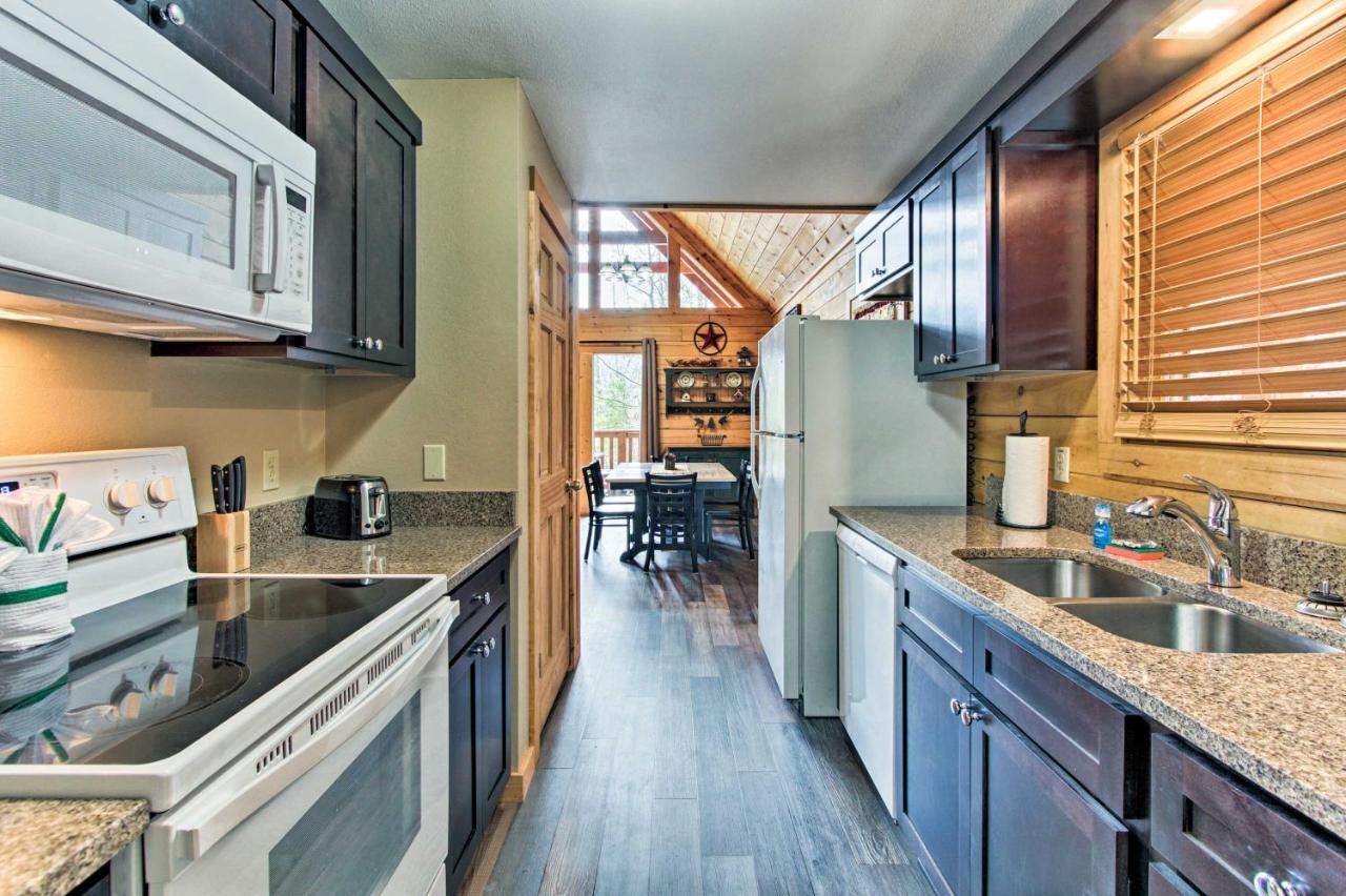 Gatlinburg Mountain Cabin With Grill And Pool Table! エクステリア 写真