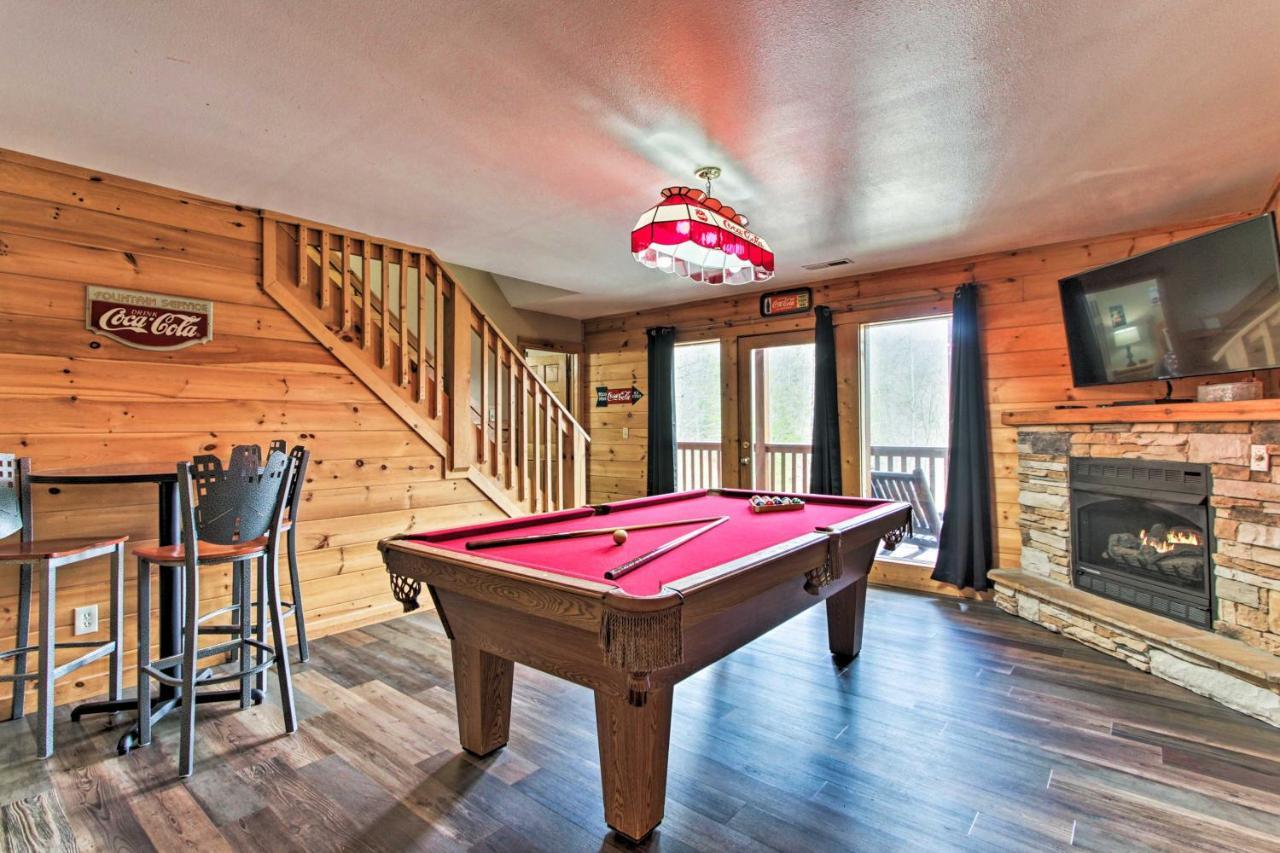 Gatlinburg Mountain Cabin With Grill And Pool Table! エクステリア 写真